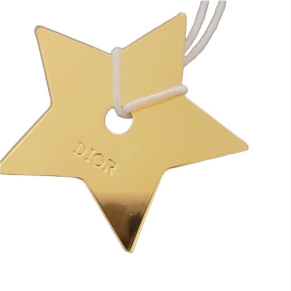 DIOR Gold Tone Star Charm Ornament
Comes with Cloth Bag - Picture 1 of 7